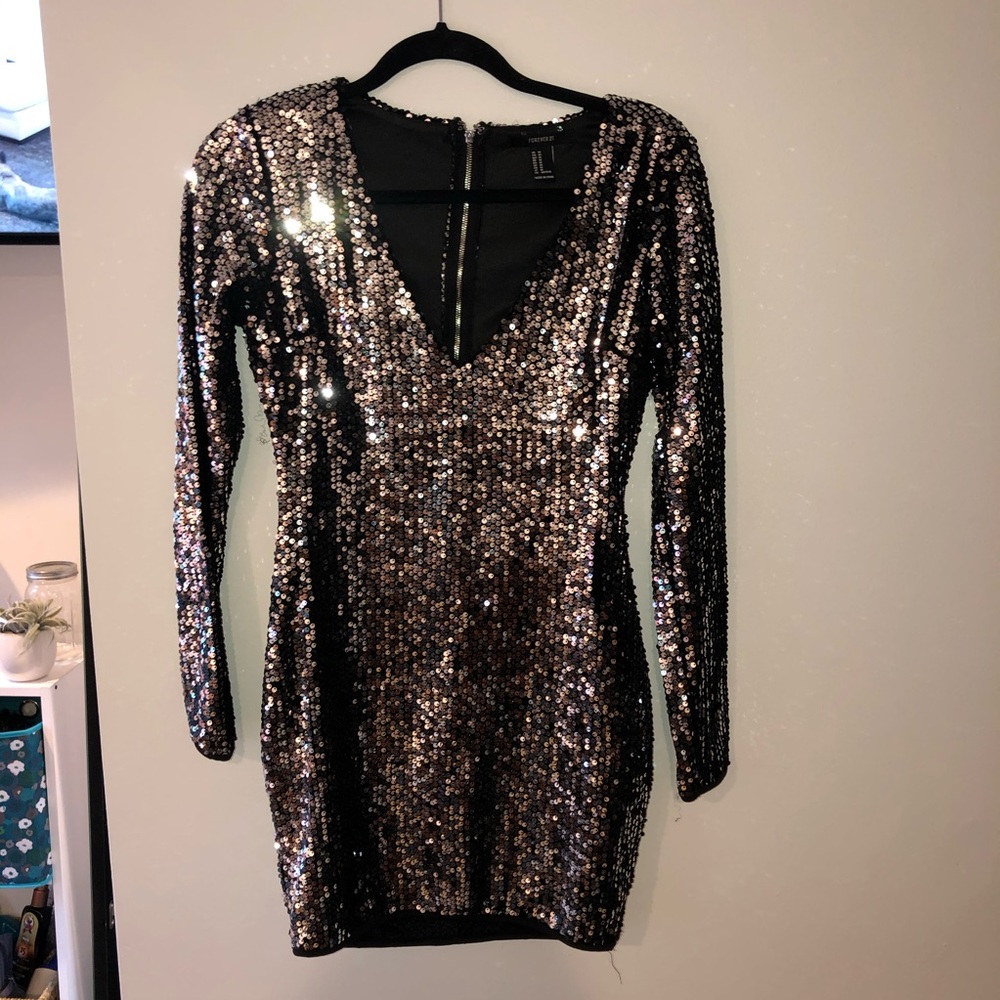 Forever21 Sequin long sleeve bodycon dress